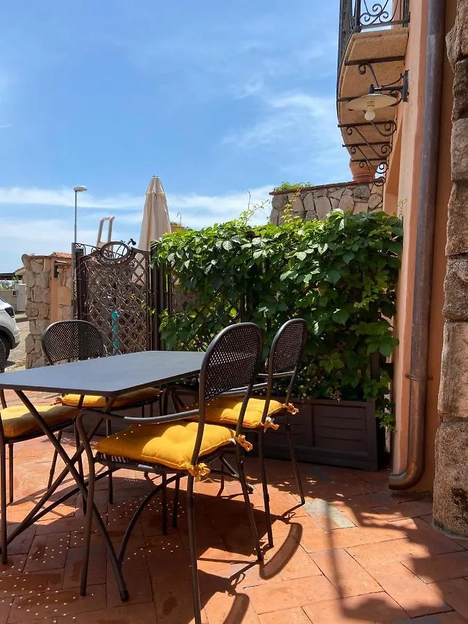 Casa Ludovica A 100 Passi Dal Mare Daire Àrbatax İtalya