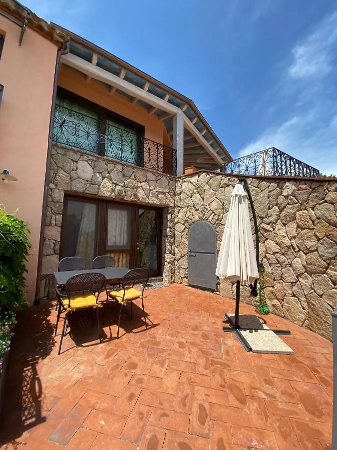Casa Ludovica A 100 Passi Dal Mare Apartman Àrbatax Olaszország