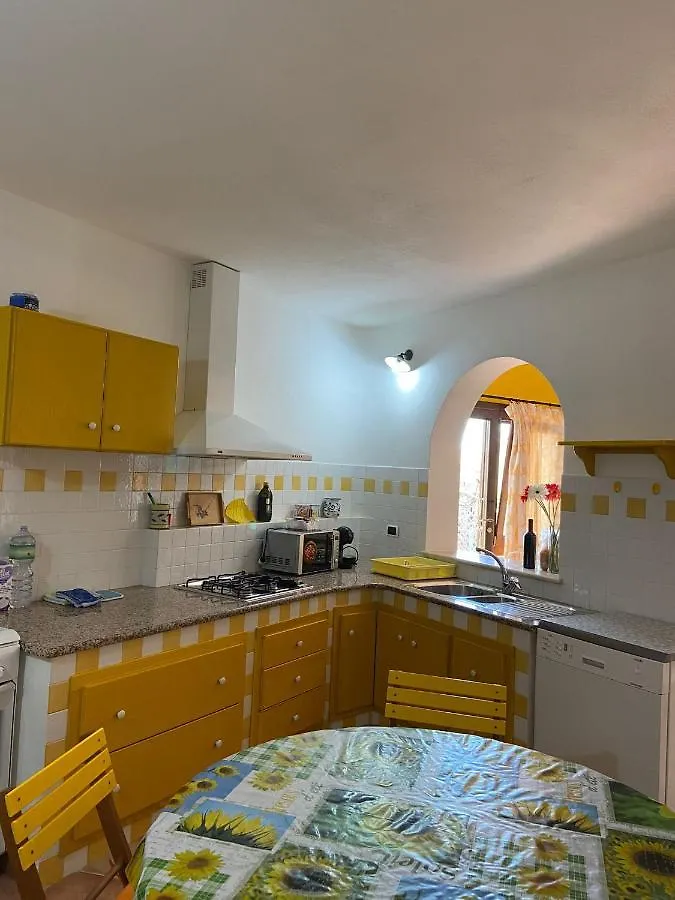Casa Ludovica A 100 Passi Dal Mare Apartman Àrbatax