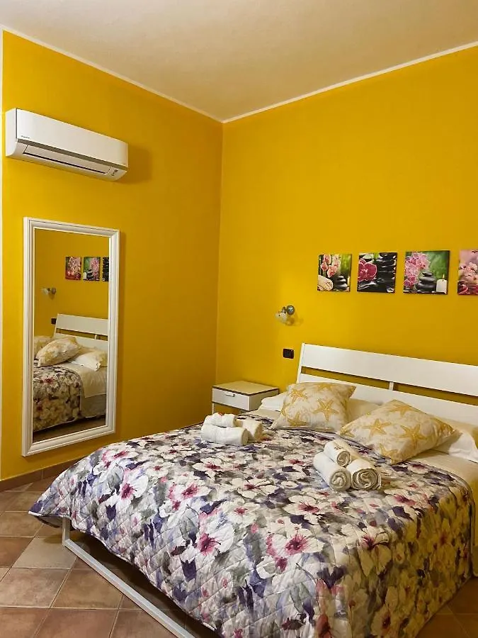 Casa Ludovica A 100 Passi Dal Mare Apartman Àrbatax 0*,  Olaszország