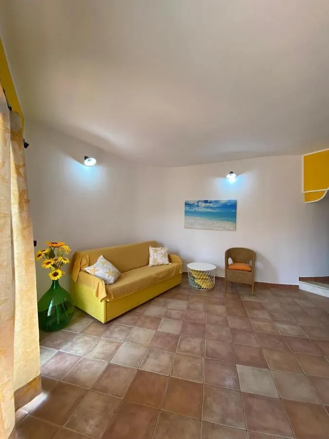 Casa Ludovica A 100 Passi Dal Mare Apartman Àrbatax