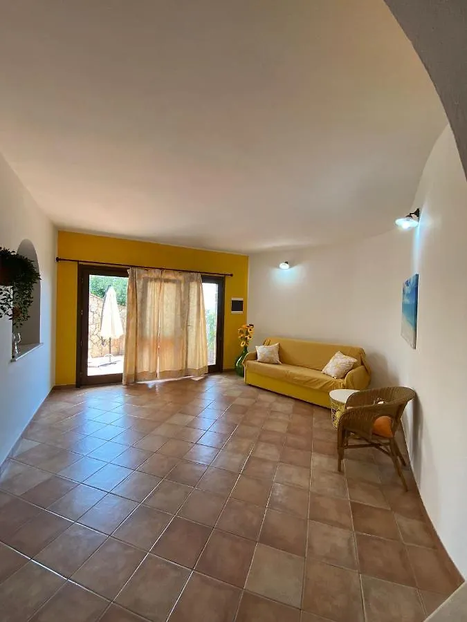 Casa Ludovica A 100 Passi Dal Mare Apartman Àrbatax
