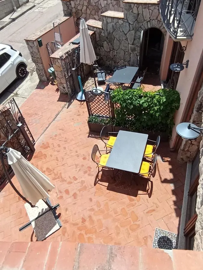 Casa Ludovica A 100 Passi Dal Mare Apartman Àrbatax