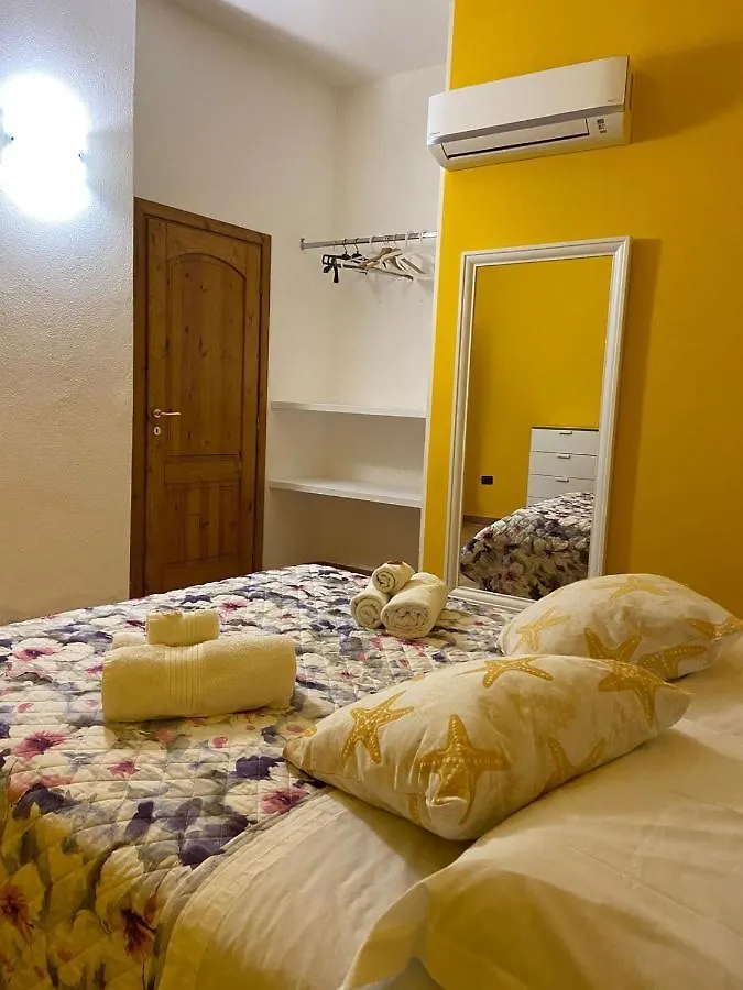 Casa Ludovica A 100 Passi Dal Mare Apartman Àrbatax